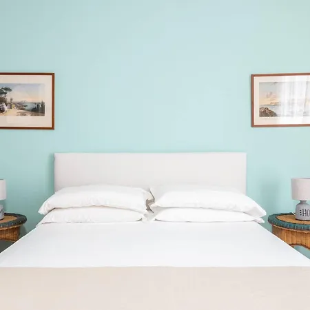 Sorrentovibes - Charming Bedroom In With Balcony